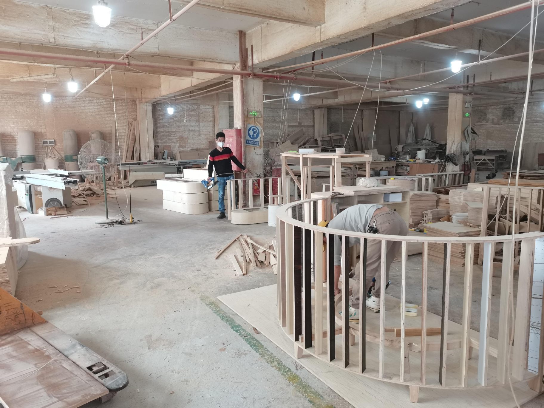Frame assembly by hand