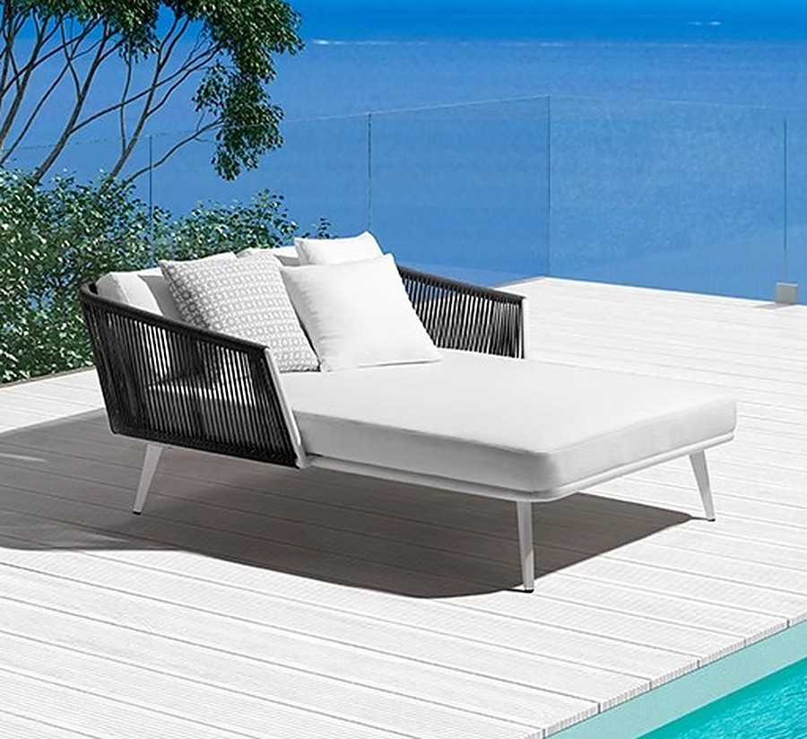 Double Sun Bed – J28015