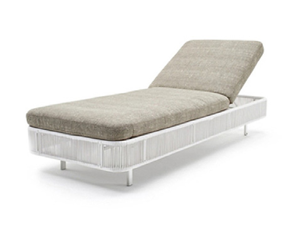 Sun Lounger – T2032